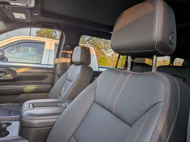 2023 Chevrolet Suburban RST - Photo 11