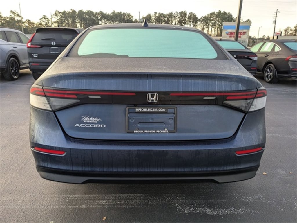 Used 2024 Honda Accord EX Sedan
