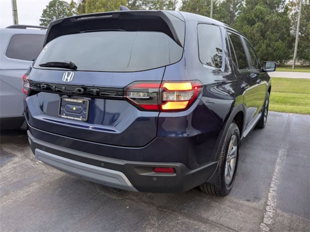 New 2025 Honda Pilot EX-L SUV