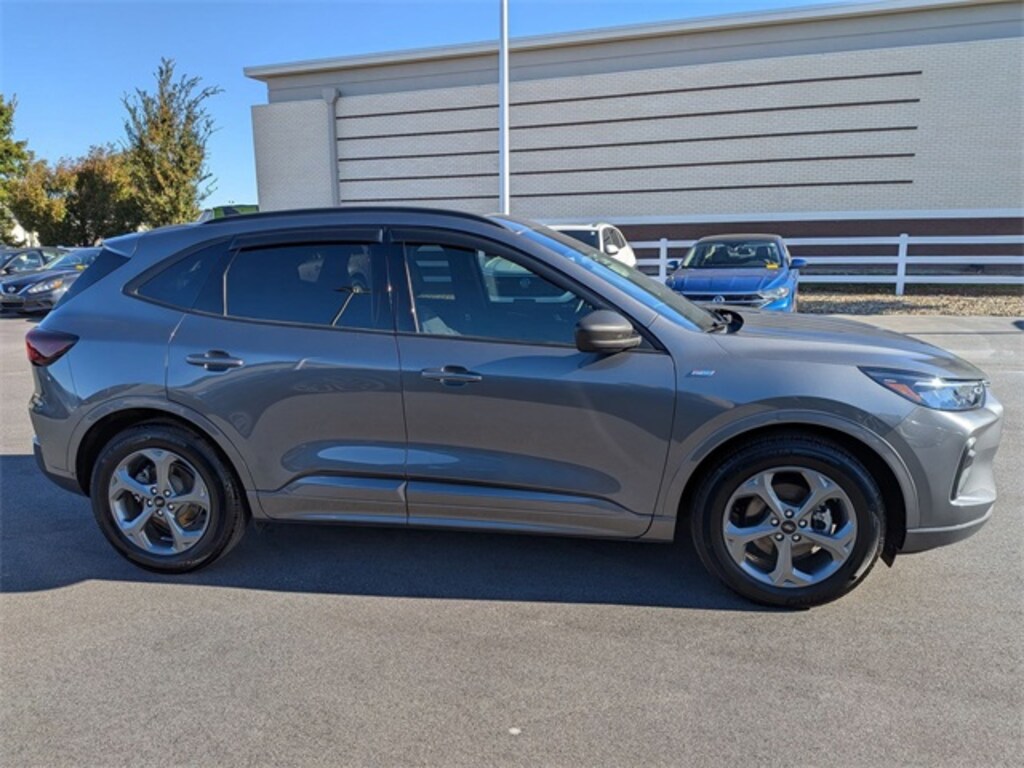 Used 2024 Ford Escape ST-Line SUV