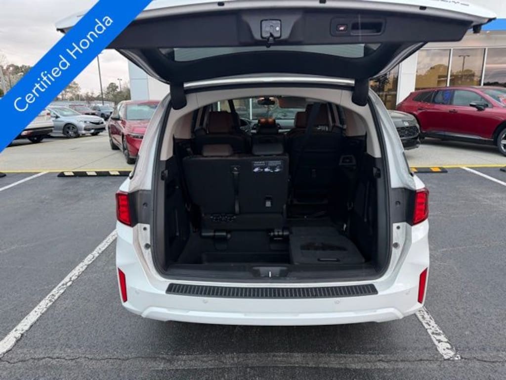 Certified 2025 Honda Odyssey Elite Van