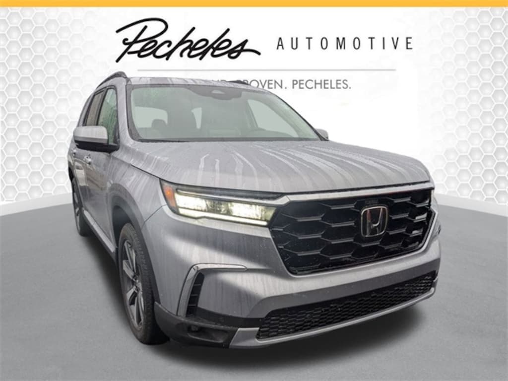 New 2025 Honda Pilot Touring SUV