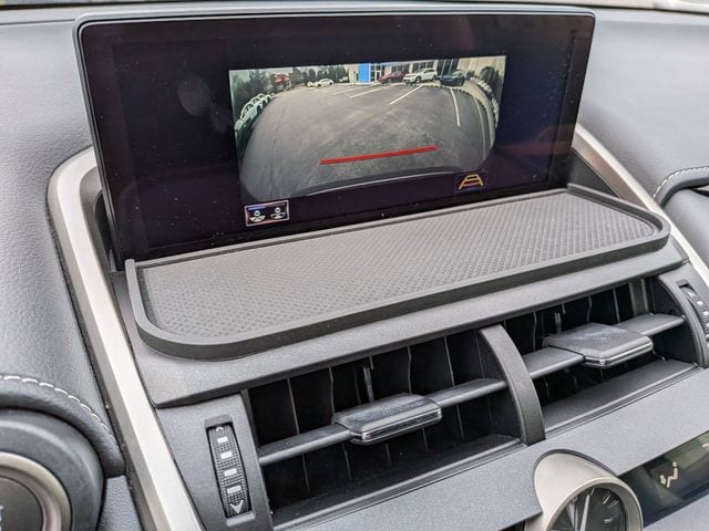 2021 Lexus NX 300 - Photo 21