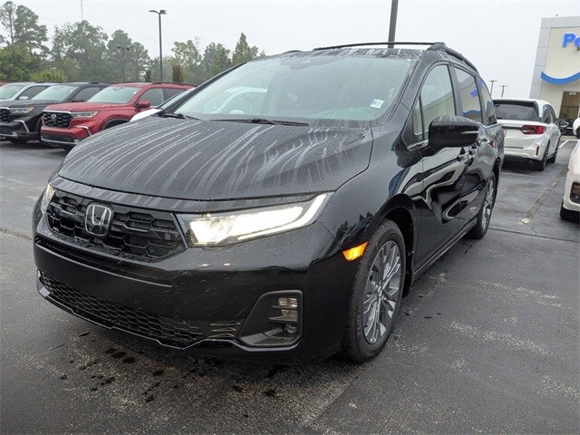 2026 Honda Odyssey Touring photo 4