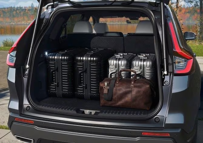 2026 Honda CR-V liftgate and cargo area