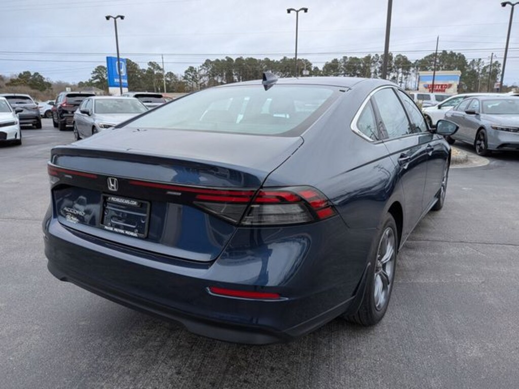 Used 2024 Honda Accord EX Sedan