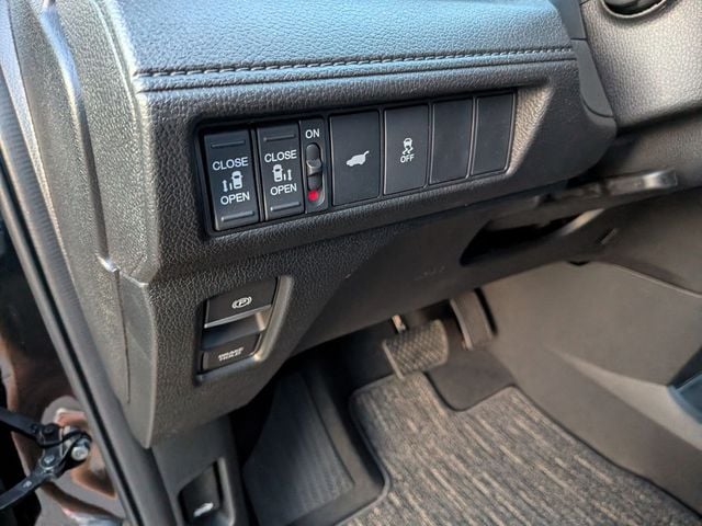 2026 Honda Odyssey EX-L - Photo 14
