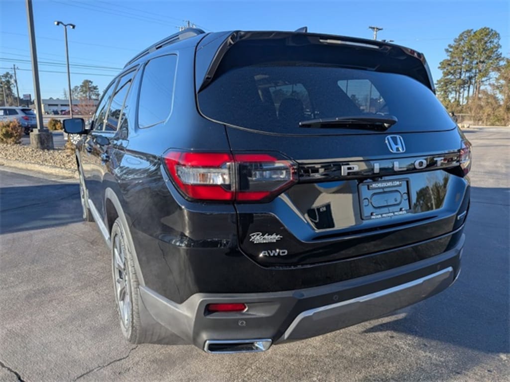 New 2026 Honda Pilot Touring SUV