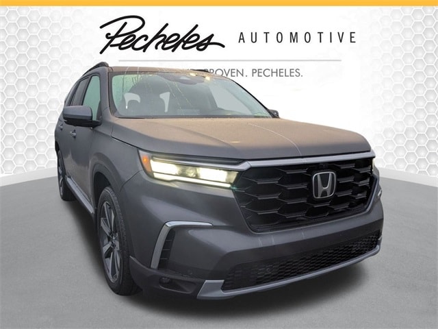2025 Honda Pilot Elite's photo