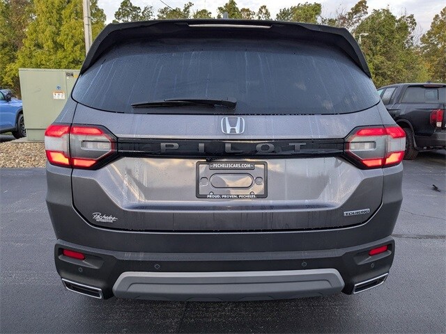 2025 Honda Pilot Touring photo 2