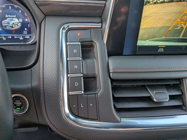 2023 Chevrolet Suburban RST - Photo 20