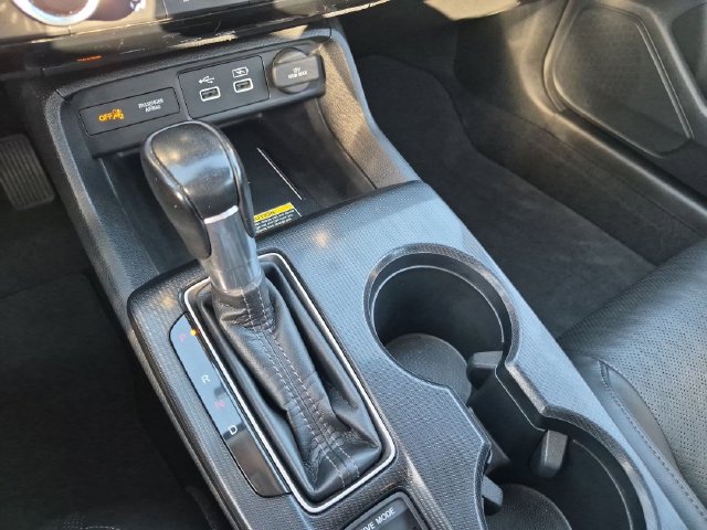 2022 Honda Civic Touring - Photo 27