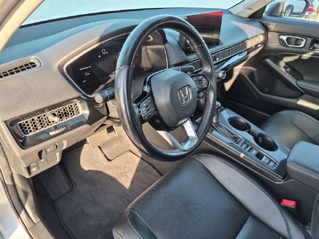 2022 Honda Civic Touring - Photo 16