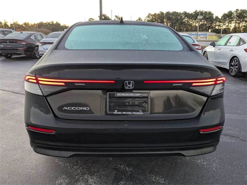 Used 2023 Honda Accord EX Sedan