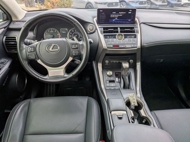 2021 Lexus NX 300 - Photo 23
