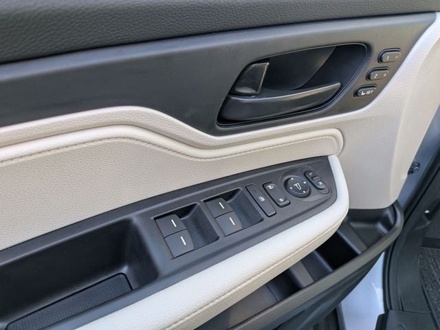 2026 Honda Odyssey EX-L - Photo 10
