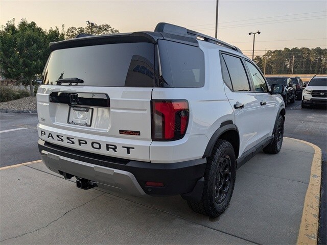 2026 Honda Passport TrailSport photo 2