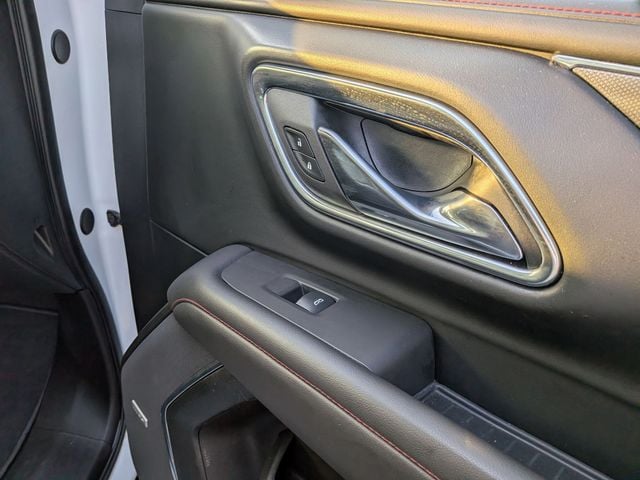 2023 Chevrolet Suburban RST - Photo 27