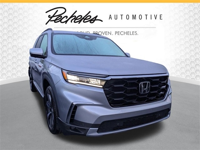 2025 Honda Pilot Elite's photo