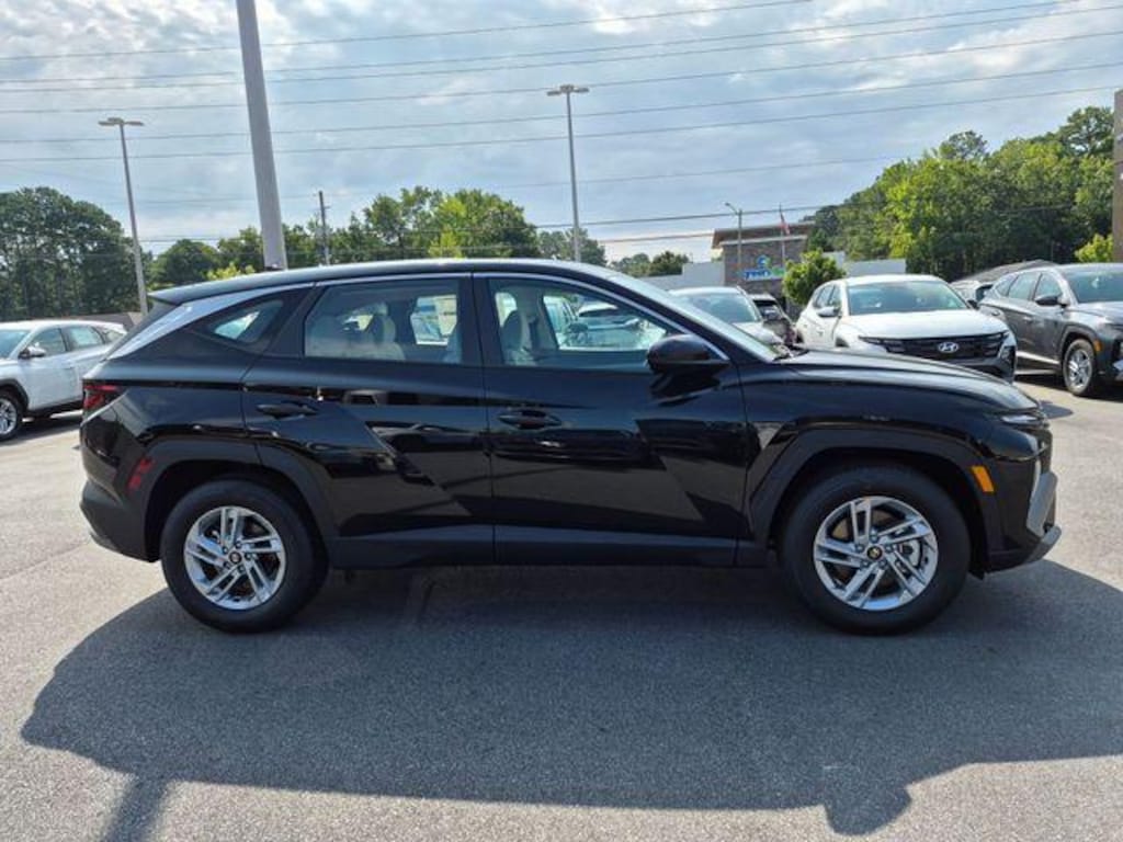 New 2026 Hyundai Tucson SE FWD SUV