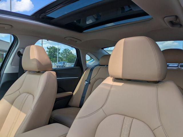 2025 Hyundai Sonata Hybrid Limited - Photo 15
