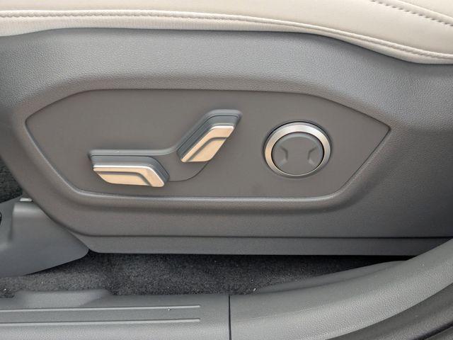 2026 Hyundai Santa Fe SEL - Photo 12