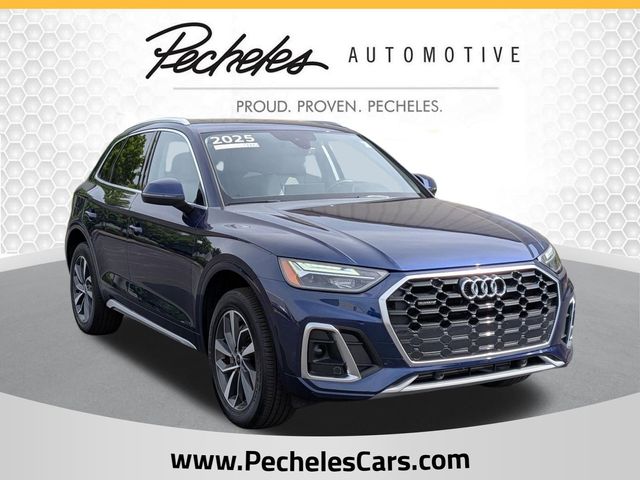 2025 Audi Q5 45 Premium's photo