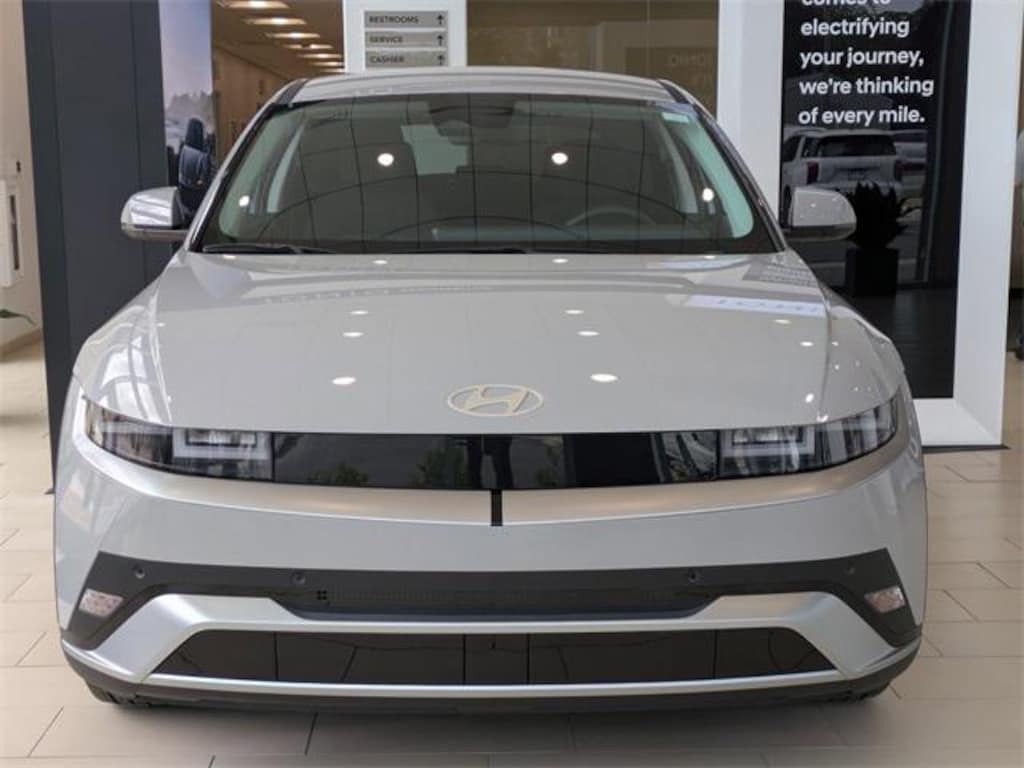 New 2025 Hyundai IONIQ 5 SE SUV