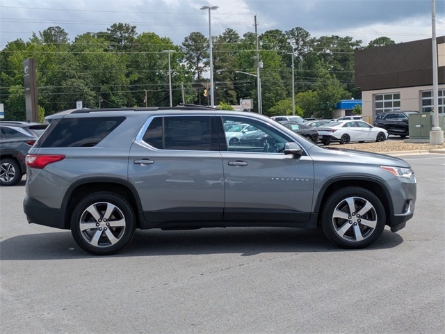 Used 2019 Chevrolet Traverse 3LT with VIN 1GNERHKW4KJ189798 for sale in Greenville, NC