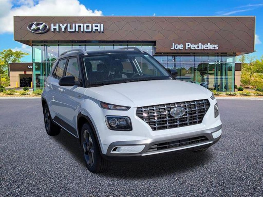 New 2026 Hyundai Venue SEL w/Two-Tone Roof SUV