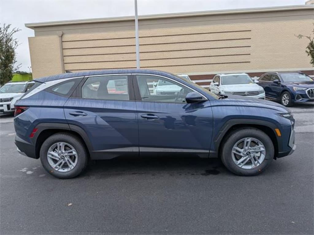 New 2026 Hyundai Tucson SE FWD SUV