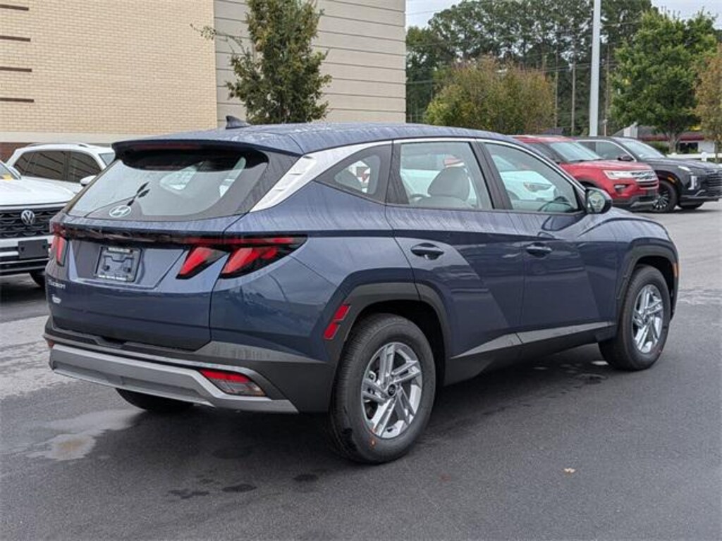 New 2026 Hyundai Tucson SE FWD SUV