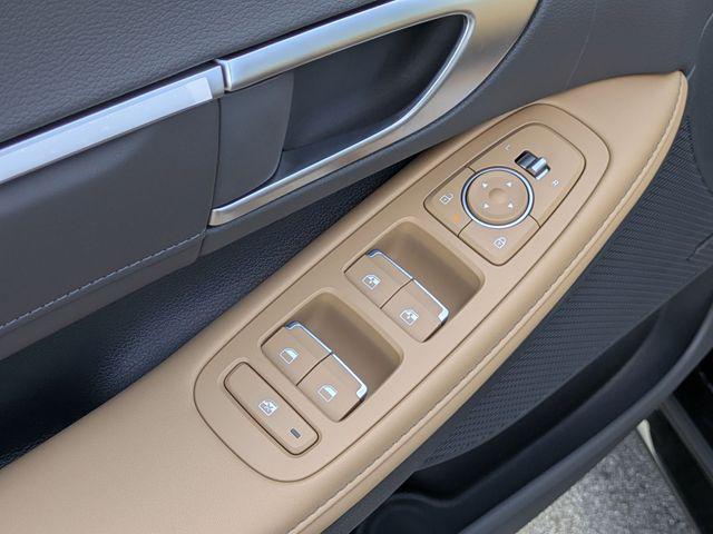 2025 Hyundai Sonata Hybrid Limited - Photo 11