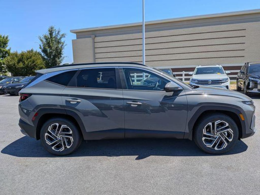 New 2026 Hyundai Tucson SEL Plus FWD SUV
