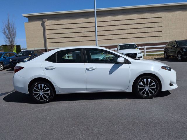 Used 2019 Toyota Corolla LE with VIN 2T1BURHE7KC144722 for sale in Greenville, NC