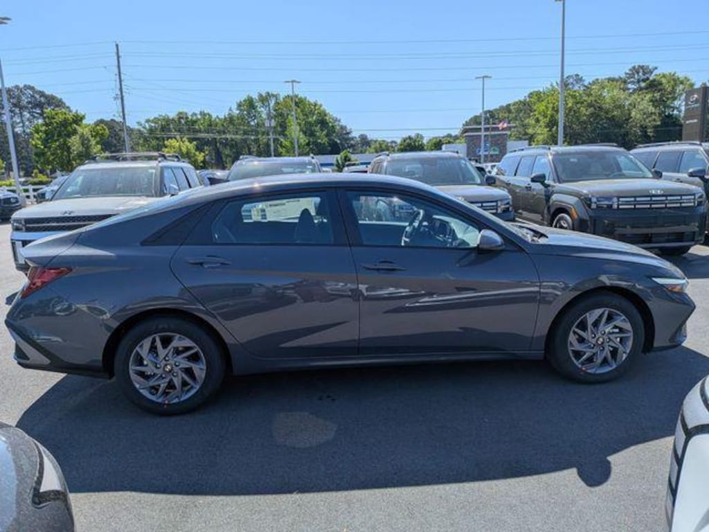 New 2026 Hyundai Elantra Hybrid Blue Sedan