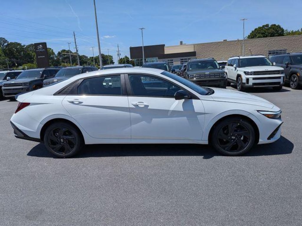 New 2026 Hyundai Elantra SEL Sport Sedan