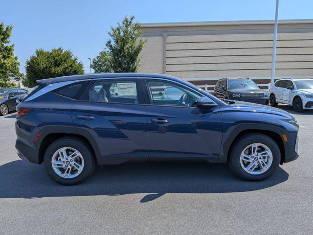 New 2026 Hyundai Tucson SE FWD SUV