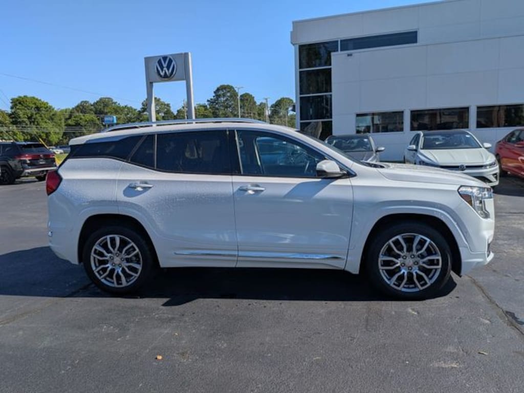 Used 2022 GMC Terrain Denali SUV
