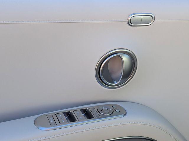 2026 Hyundai Palisade Limited - Photo 11