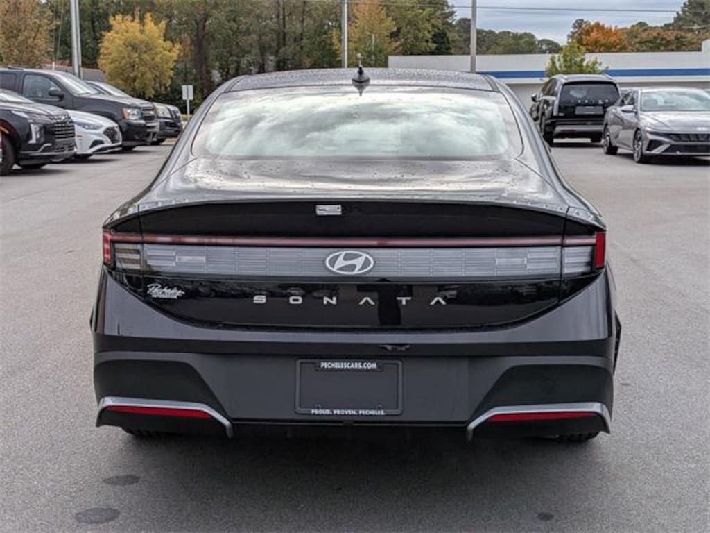 New 2026 Hyundai Sonata SE Sedan