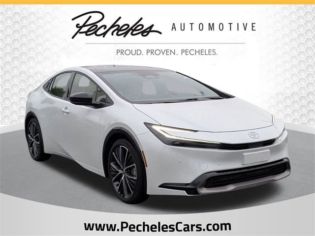 2024 Toyota Prius Hatchback 