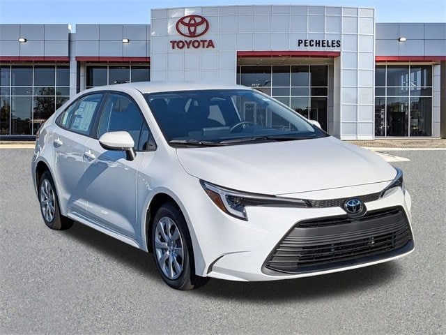 2026 Toyota Corolla LE's photo