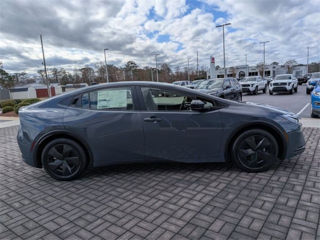 New 2026 Toyota Prius LE Hatchback