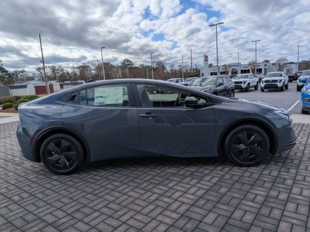 New 2026 Toyota Prius LE Hatchback