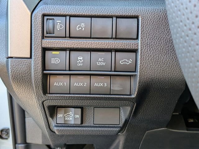 2025 Toyota Tacoma TRD Sport - Photo 15