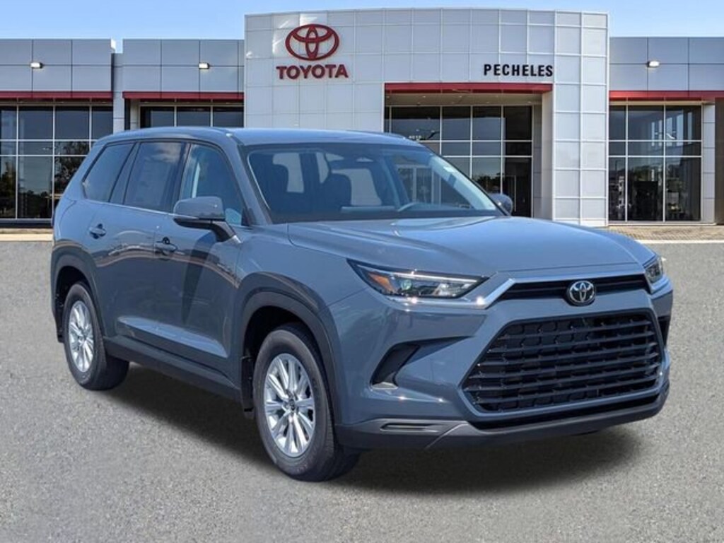 New 2026 Toyota Sienna XLE Van Passenger Van