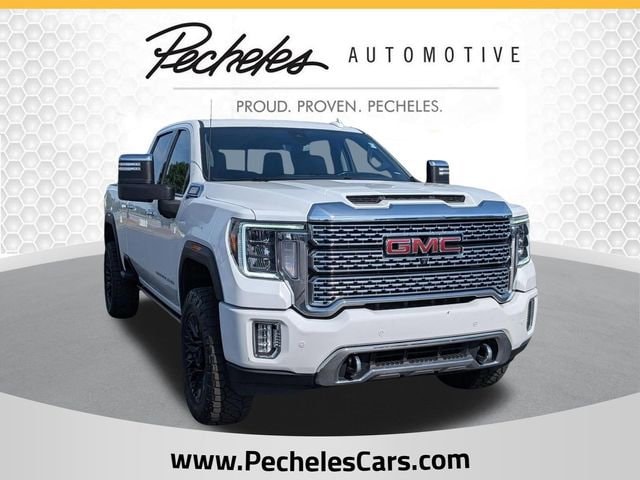 2021 GMC Sierra 4WD Crew Cab Standard Box Denali's photo