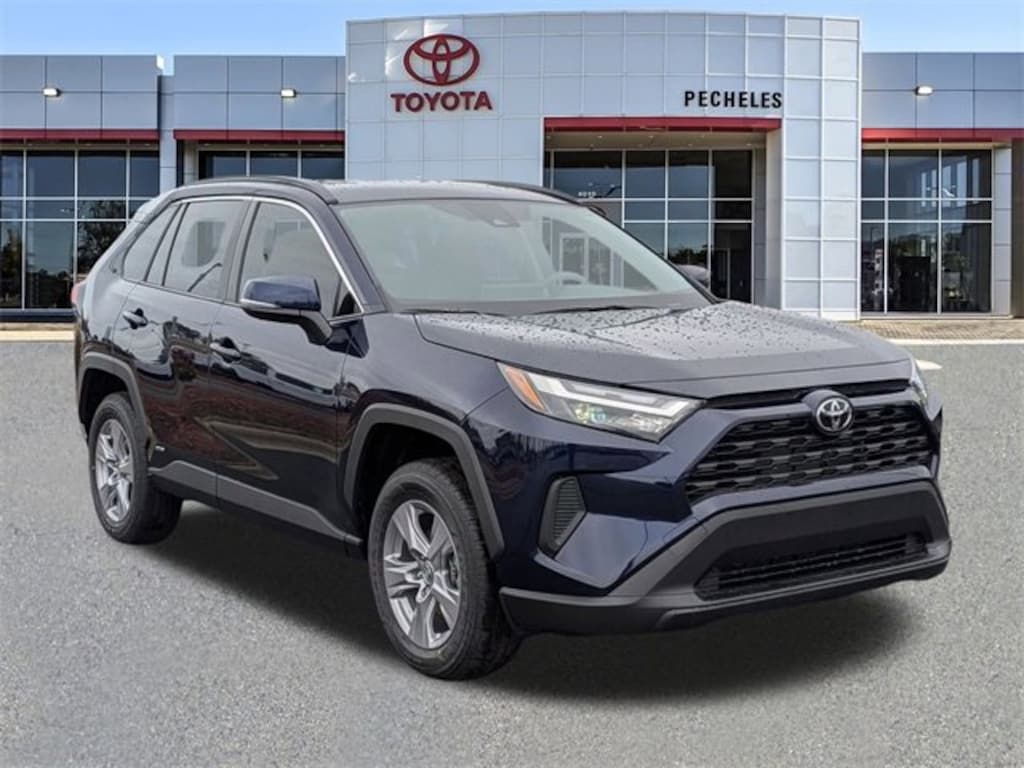 New 2025 Toyota RAV4 Hybrid XLE SUV