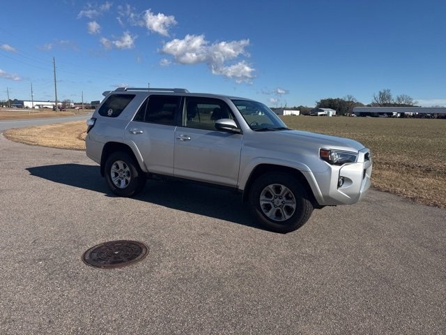 2014 Toyota 4Runner SR5's photo